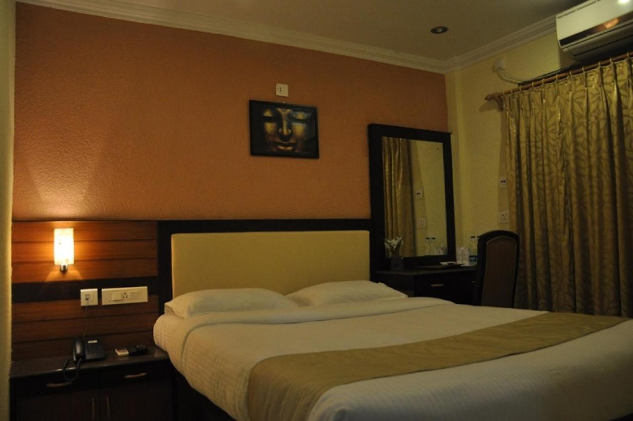 Moments Hotel Kolkata Luaran gambar