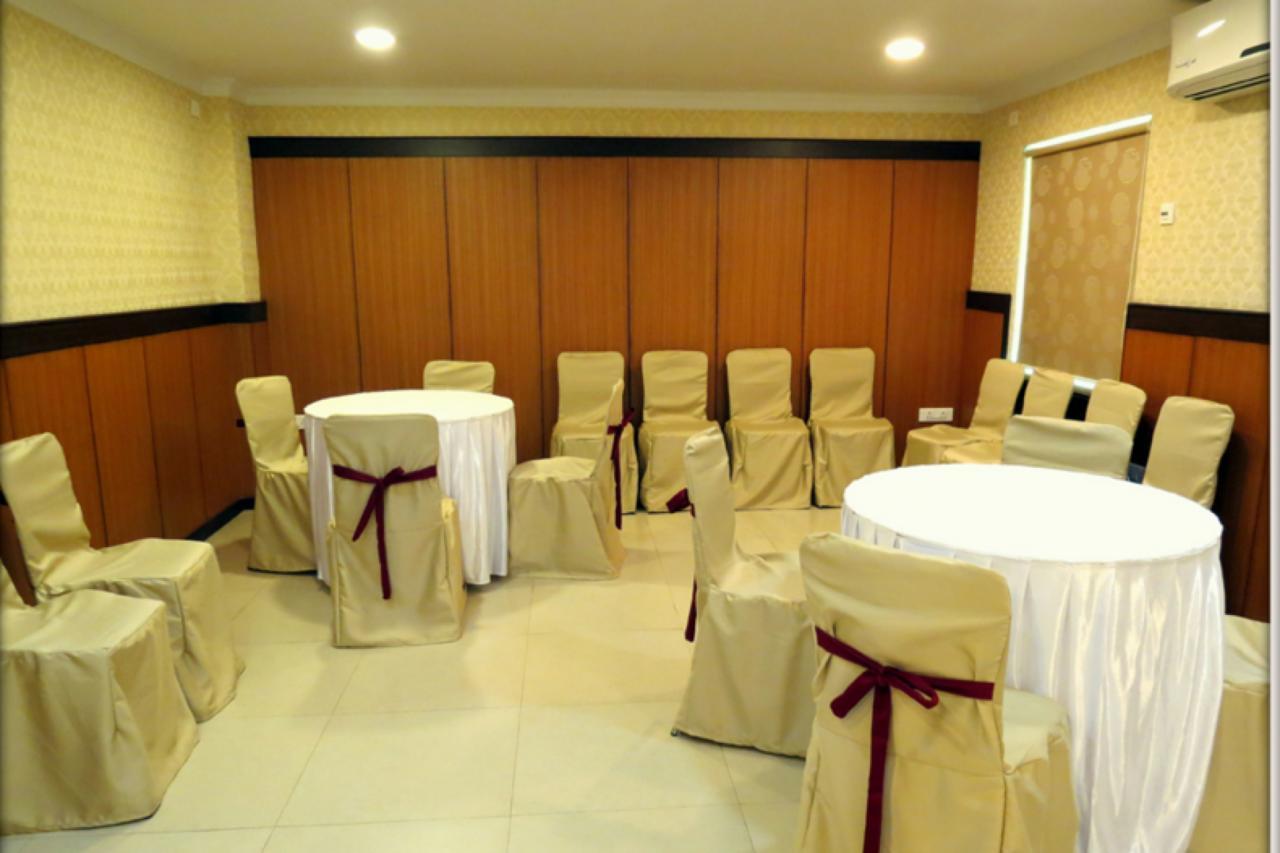 Moments Hotel Kolkata Luaran gambar